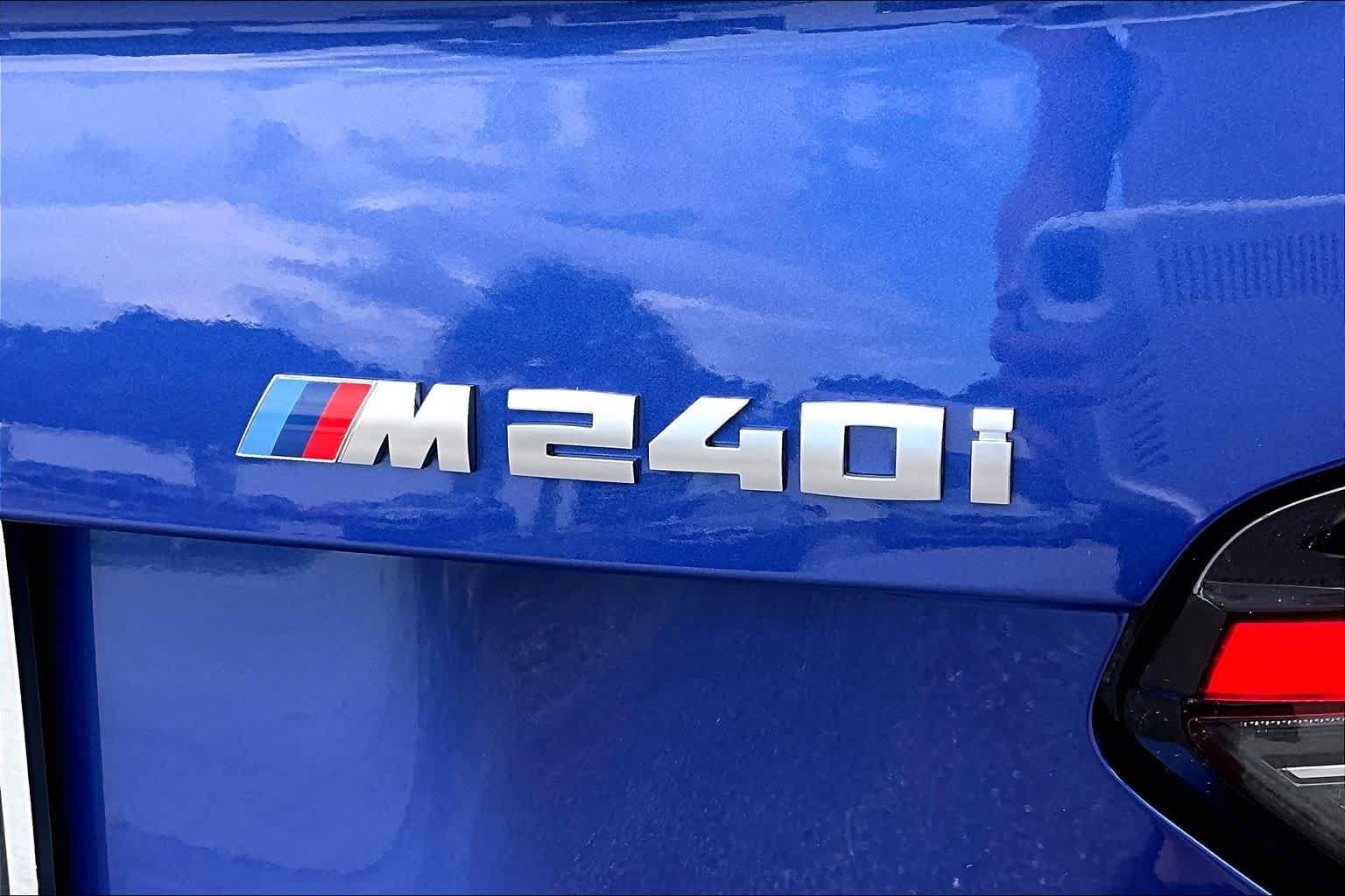 Used 2025 BMW M240i Coupe RWD image 30