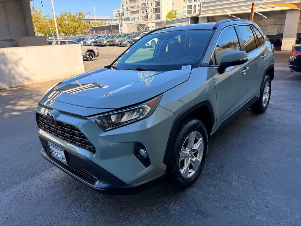 Used 2021 Toyota RAV4 XLE w/ Convenience Package AWD/4WD image 19
