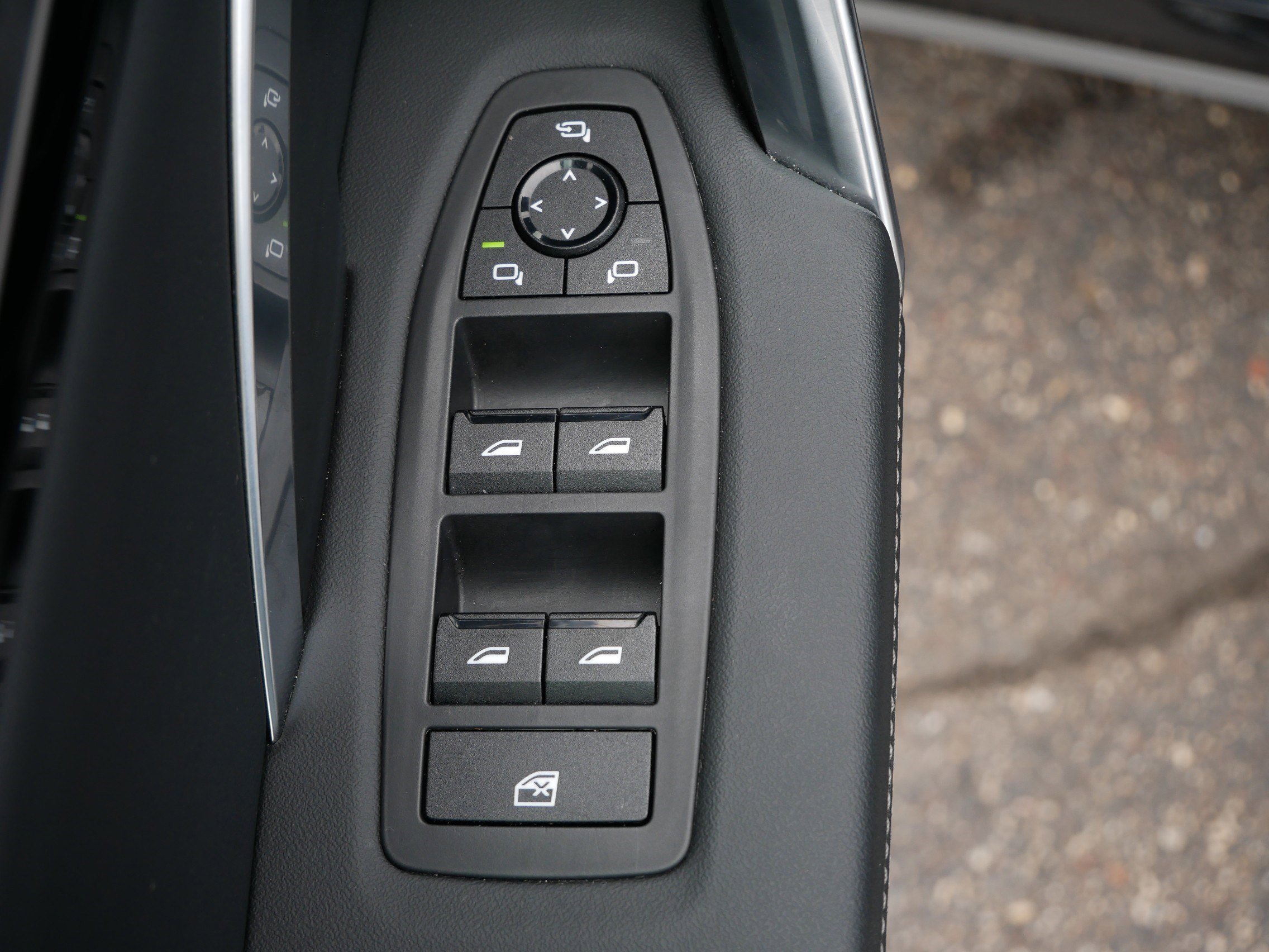 Used 2025 BMW X1 xDrive28i image 19