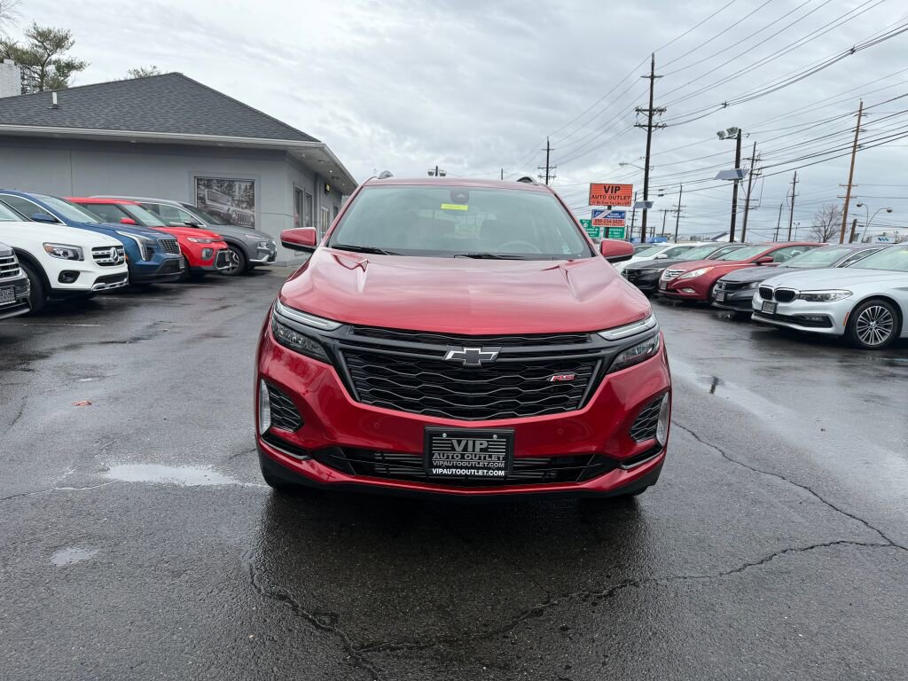 Used 2024 Chevrolet Equinox RS AWD/4WD image 2