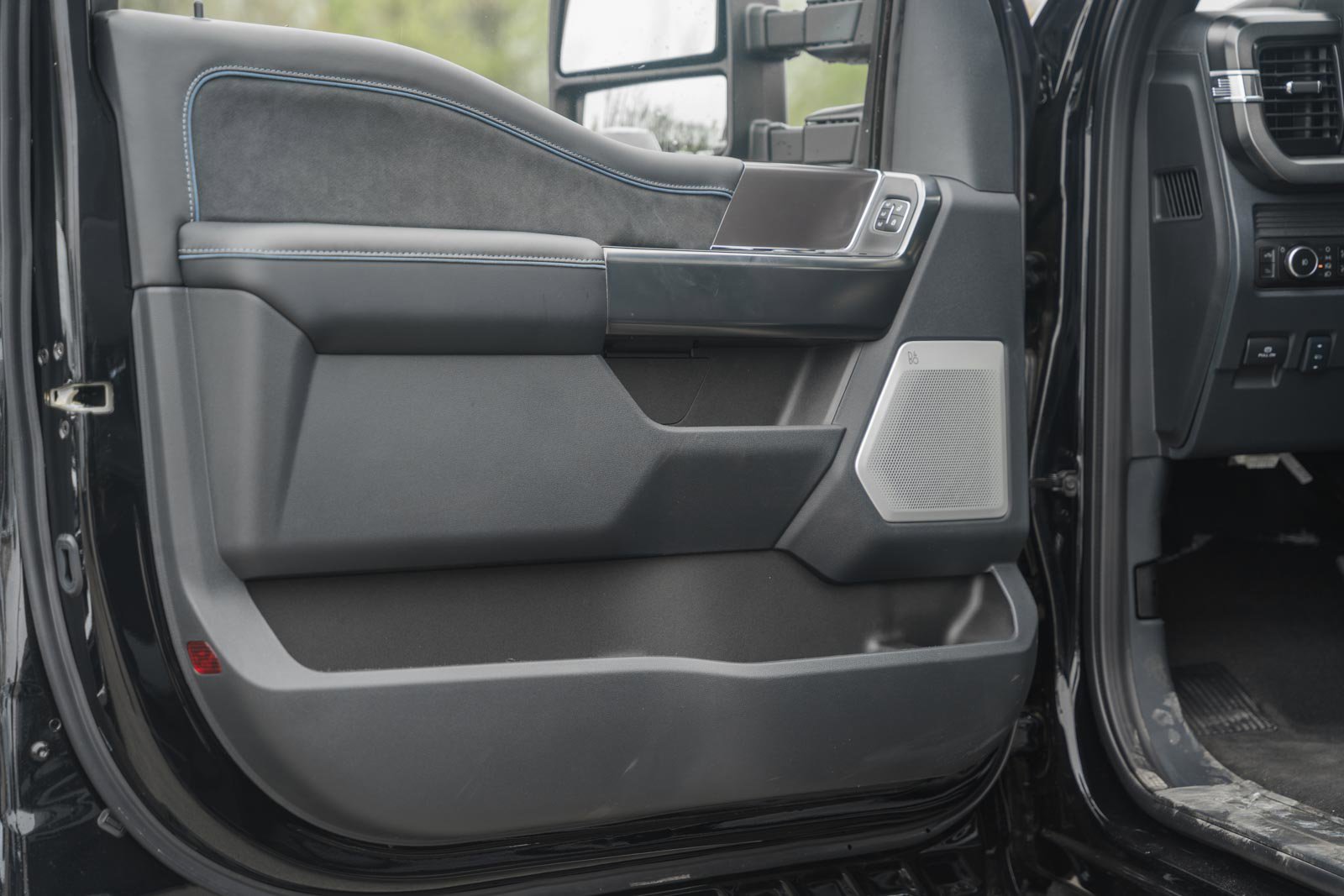 New 2026 Ford F350 Platinum image 95