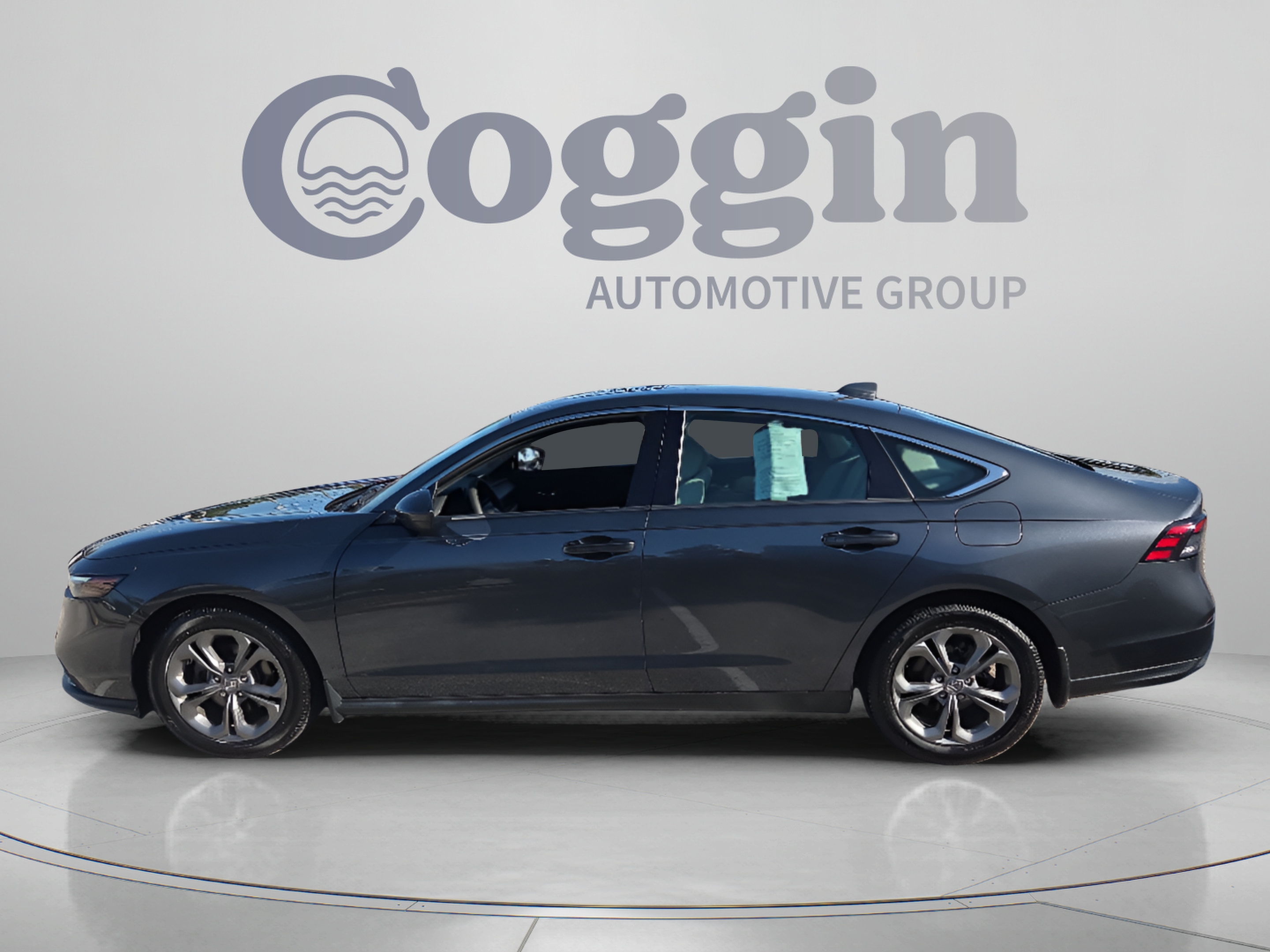 Certified 2024 Honda Accord EX image 2