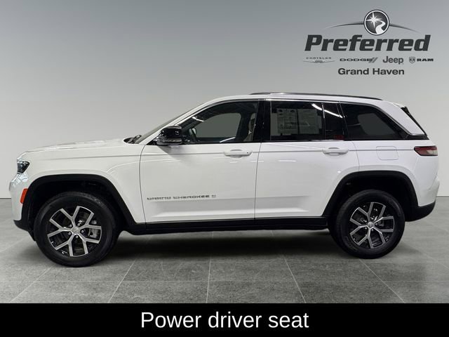 Used 2023 Jeep Grand Cherokee Limited w/ Trailer Tow Prep Group (B) AWD/4WD image 10