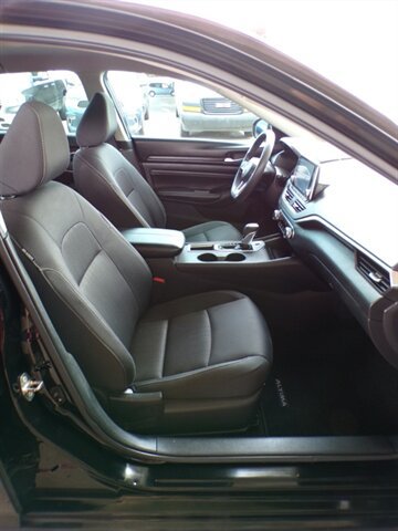 Used 2020 Nissan Altima 2.5 S FWD image 27