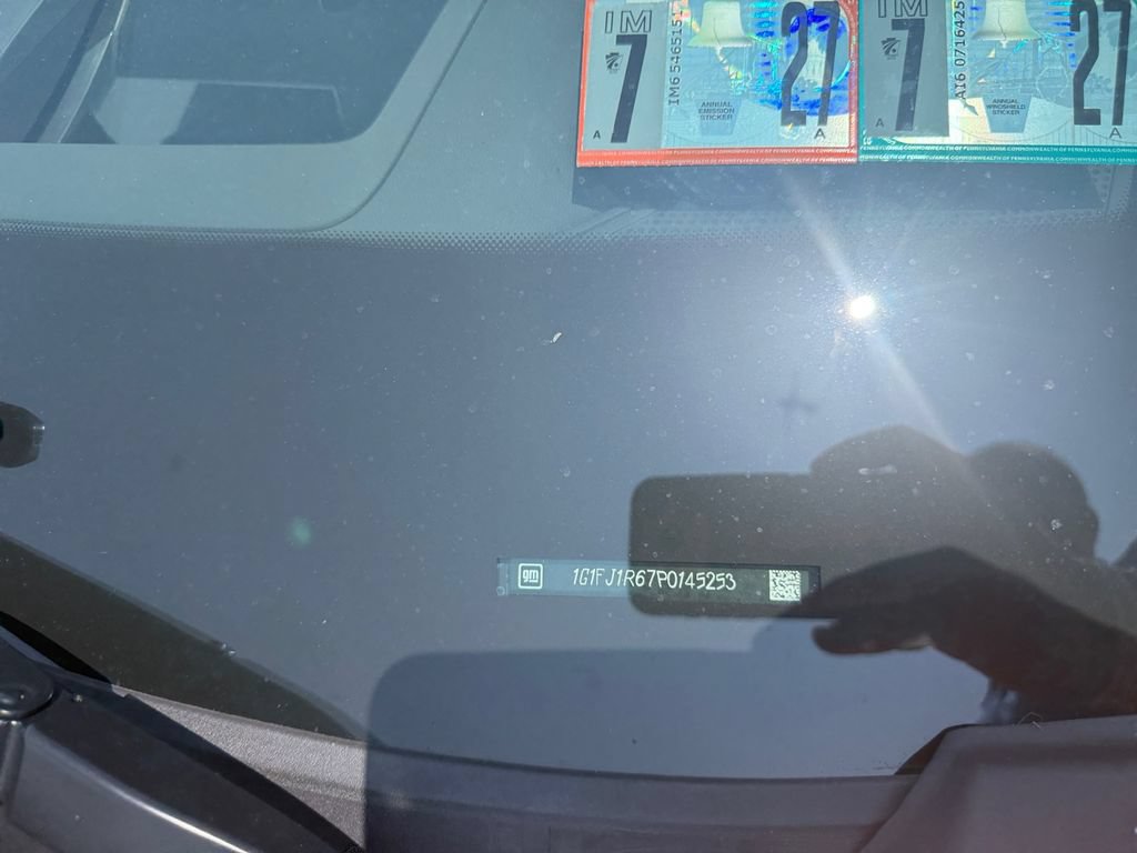 Certified 2023 Chevrolet Camaro ZL1 RWD image 31