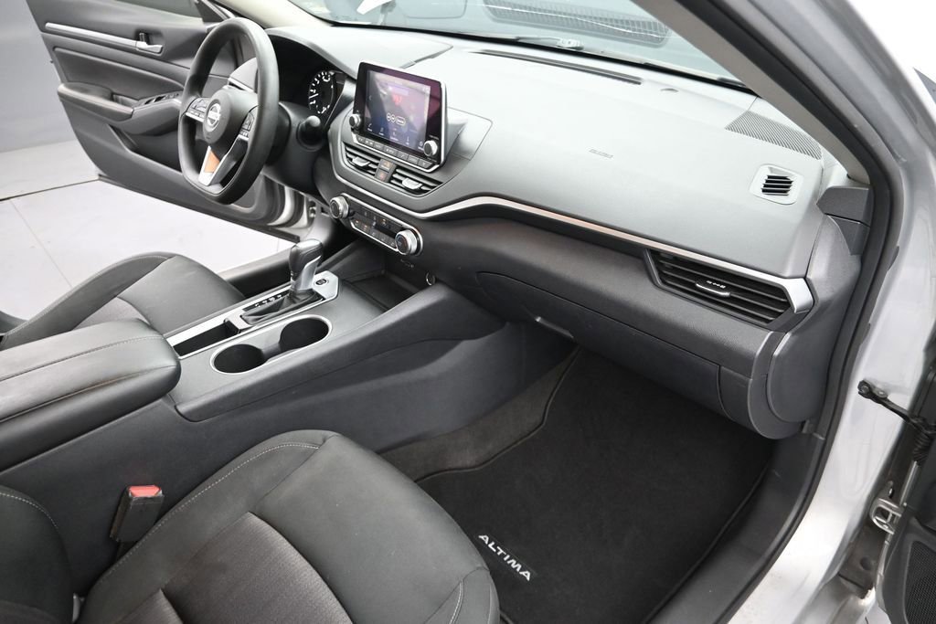 Used 2022 Nissan Altima 2.5 SV FWD image 24