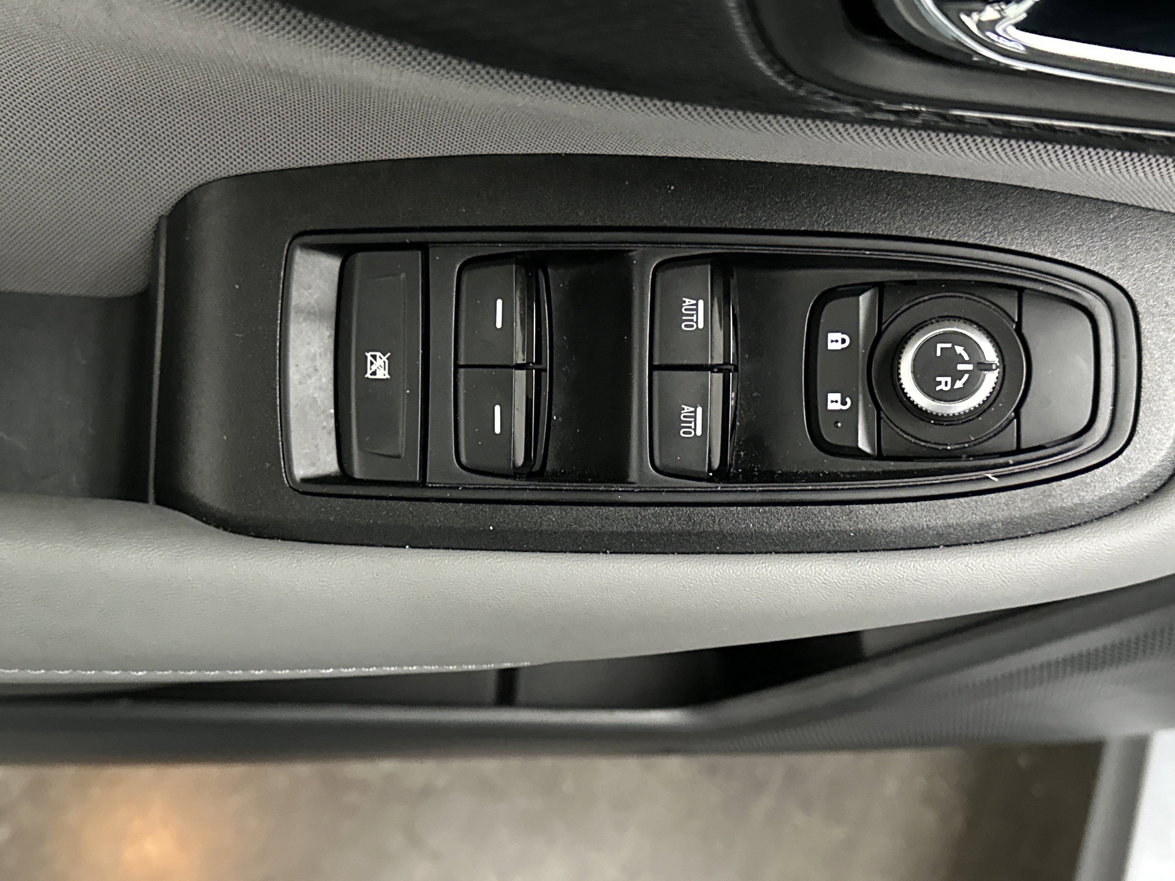 Certified 2025 Subaru Legacy Premium image 17