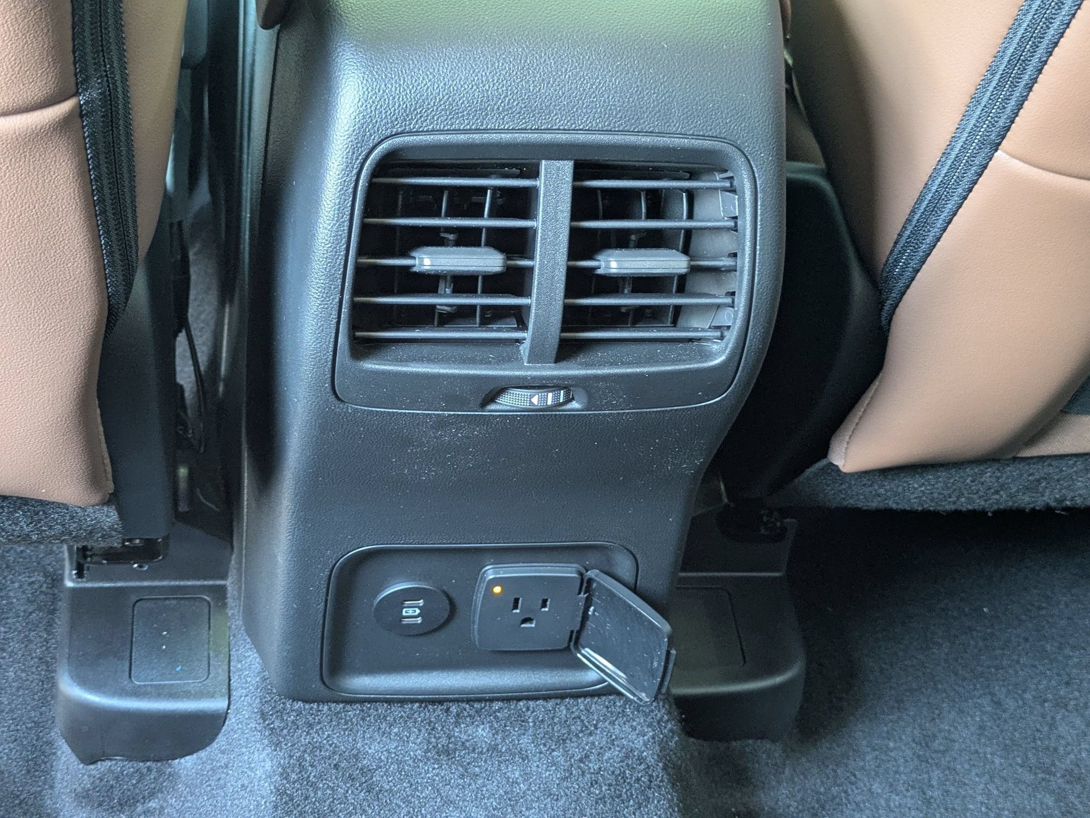 New 2026 Ford Bronco Sport Outer Banks w/ Outer Banks Tech Package+ AWD/4WD image 30