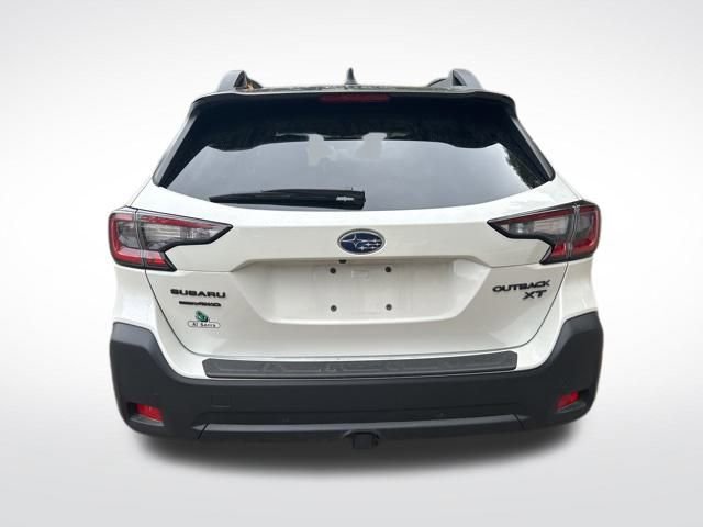 Used 2025 Subaru Outback Onyx Edition XT image 4