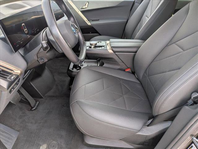 Certified 2023 BMW iX xDrive50 image 17