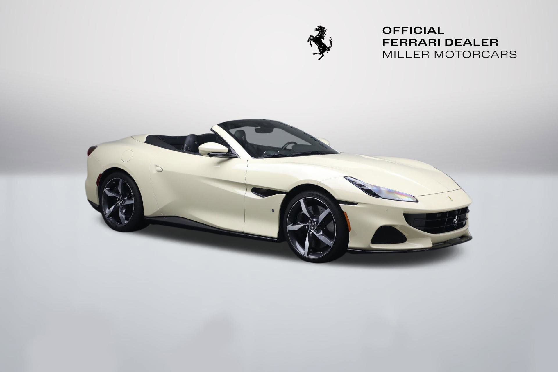 Certified 2023 Ferrari Portofino M image 11