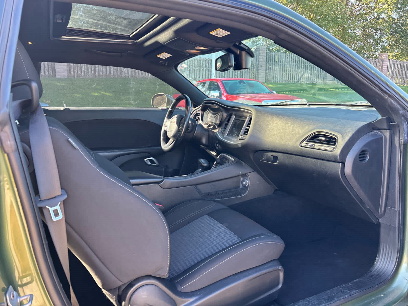 Used 2022 Dodge Challenger SXT w/ Blacktop Package RWD image 5