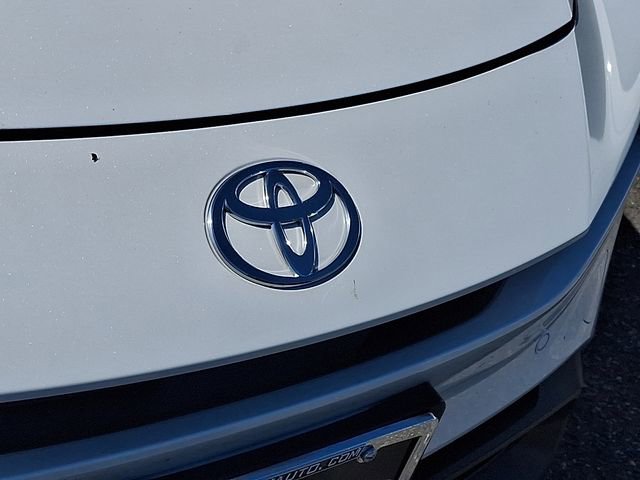 Used 2026 Toyota Prius LE FWD image 10