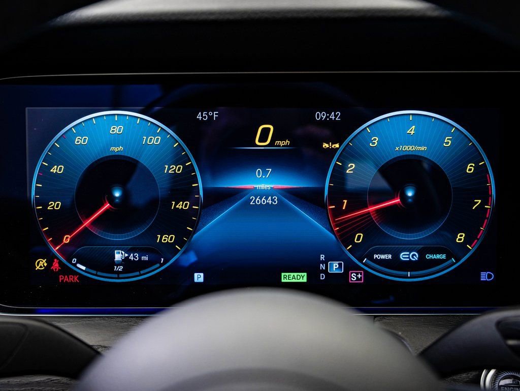 Used 2023 Mercedes-Benz E 450 4MATIC Cabriolet image 27