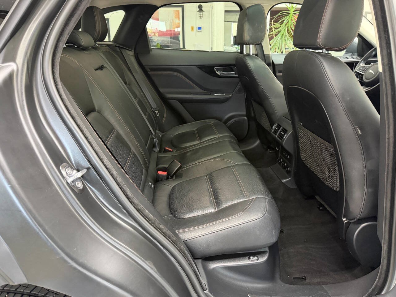 Used 2019 Jaguar F-PACE Prestige AWD/4WD image 15