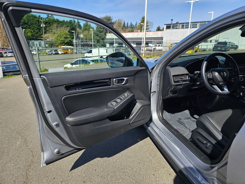 Used 2024 Honda Civic EX-L image 18