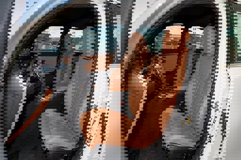 New 2026 BMW 330i xDrive Sedan w/ Convenience Package image 33