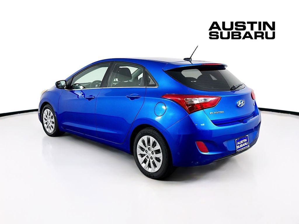 Used 2017 Hyundai Elantra GT image 5