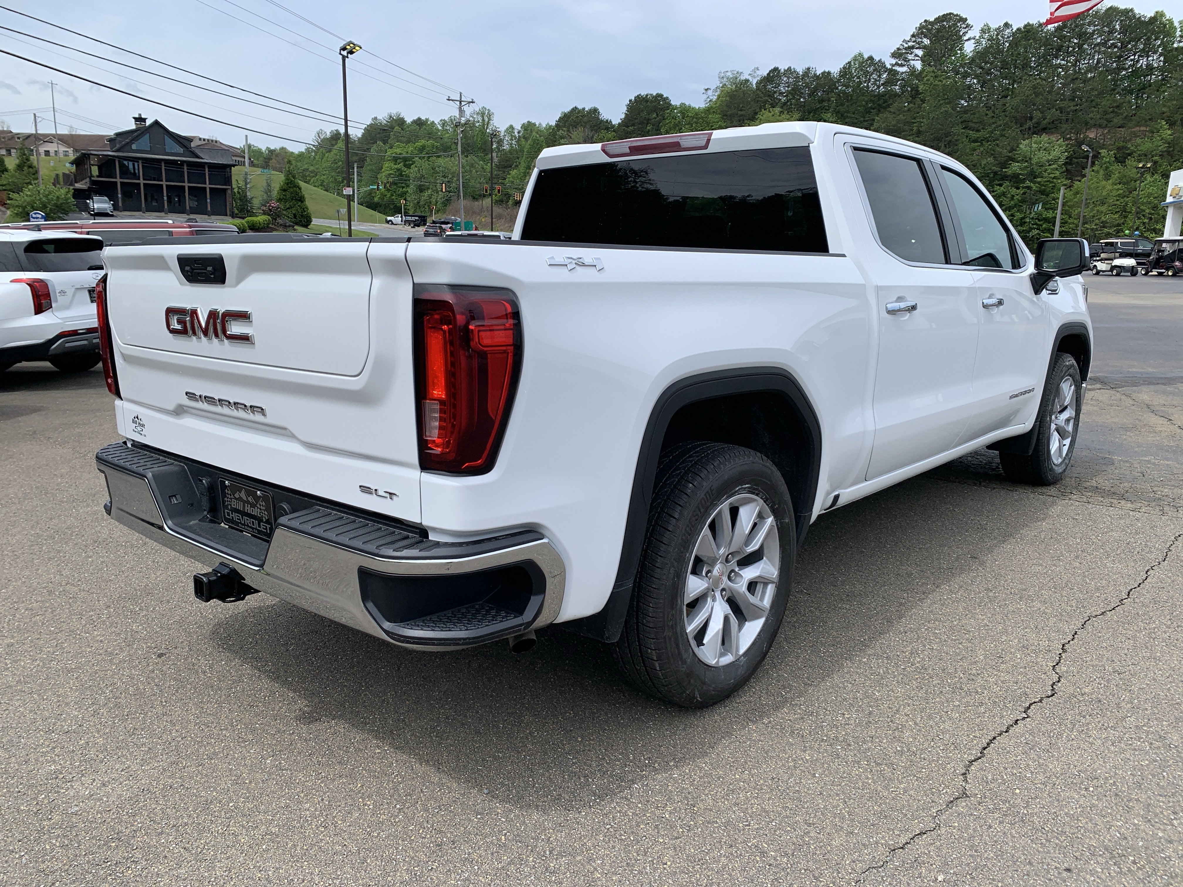 Used 2024 GMC Sierra 1500 SLT AWD/4WD image 12