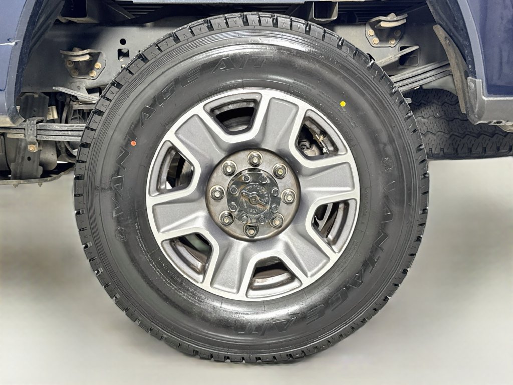 Used 2024 Ford F350 Lariat w/ FX4 Off-Road Package AWD/4WD image 10