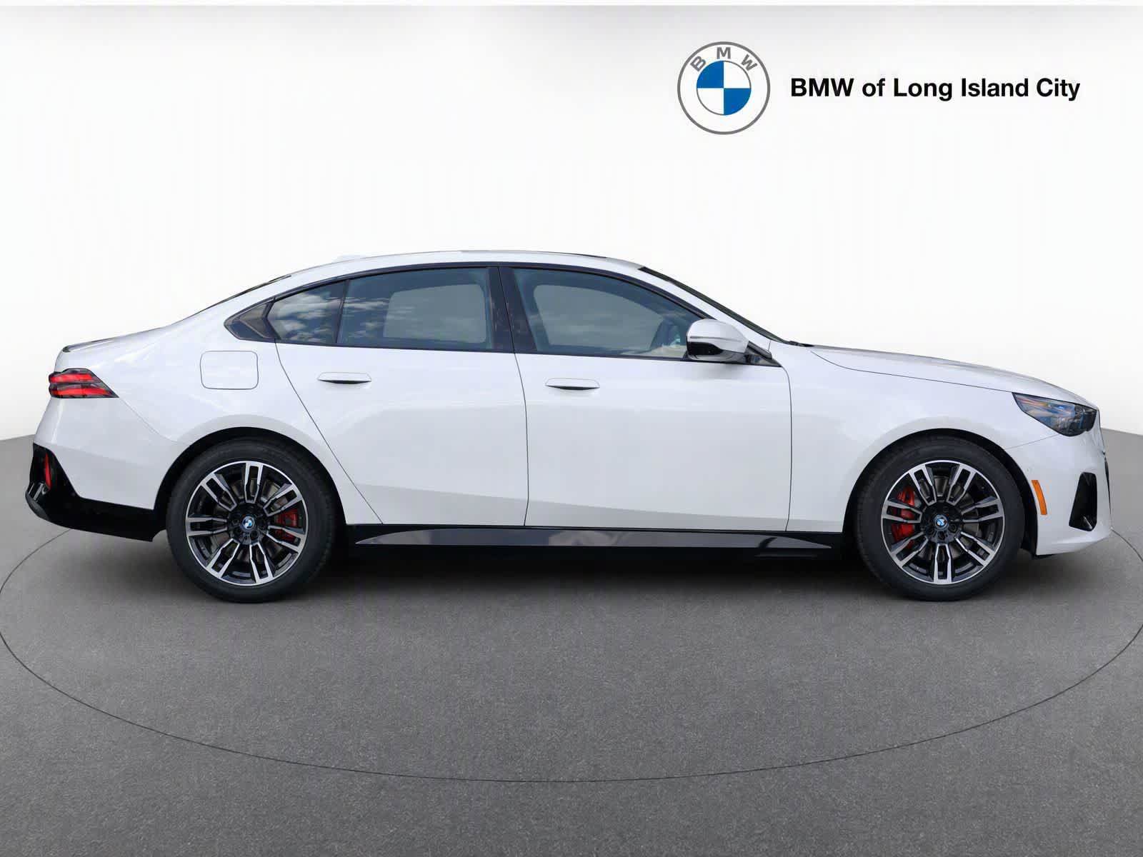 New 2027 BMW 530i xDrive w/ M Sport Package AWD/4WD image 8