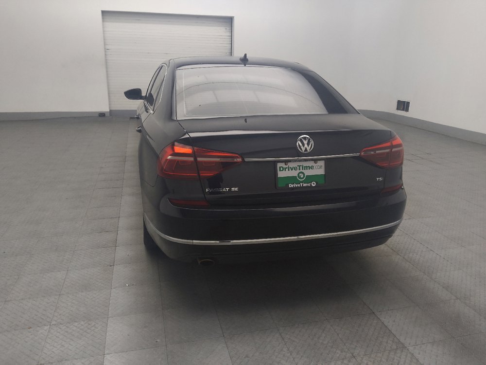 Used 2018 Volkswagen Passat 2.0T SE FWD image 6