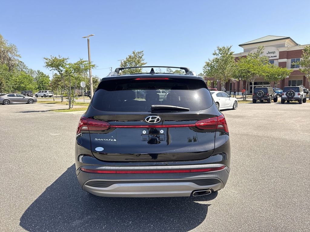 Used 2023 Hyundai Santa Fe SEL image 3