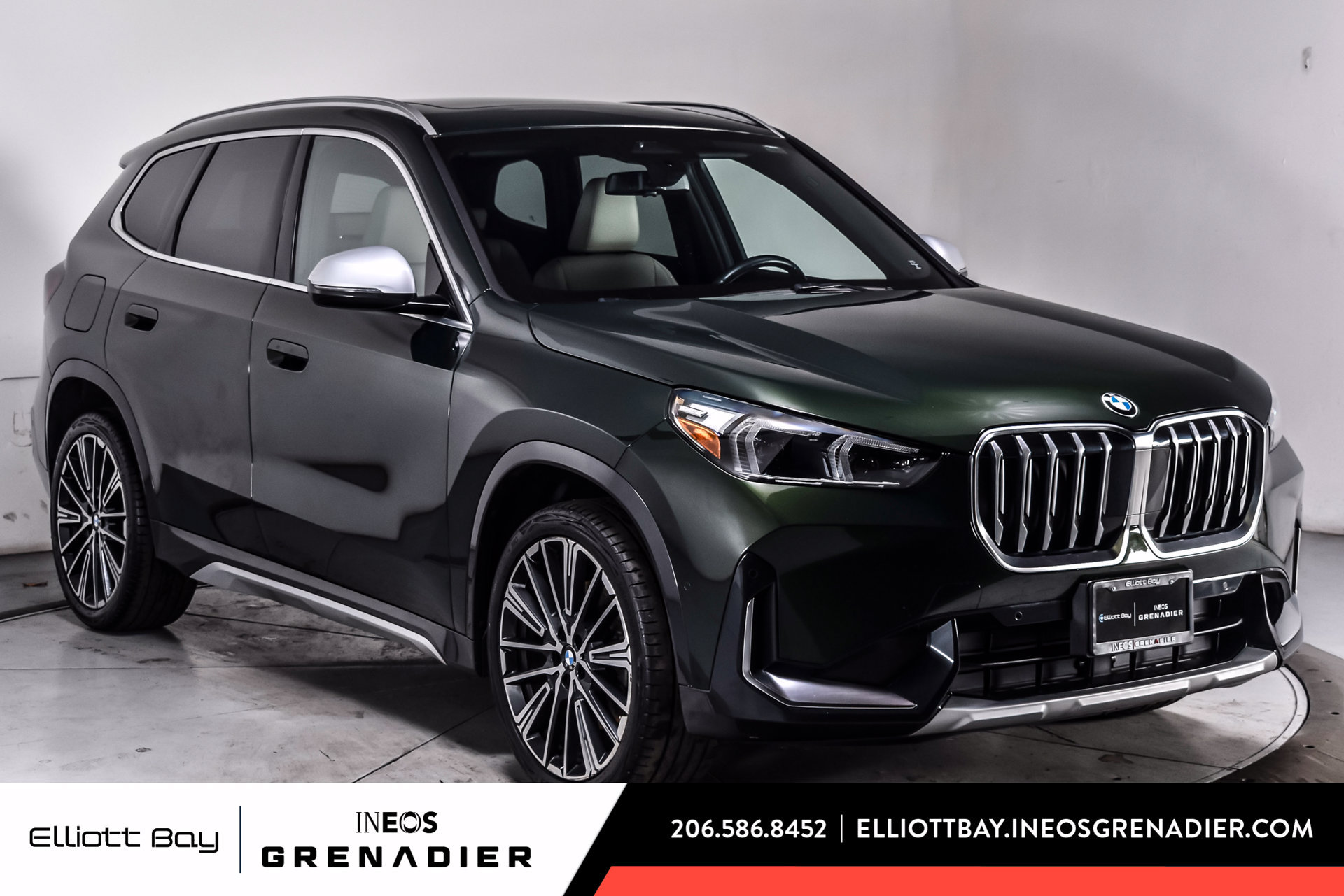 Used 2023 BMW X1 xDrive28i w/ Convenience Package AWD/4WD image 1