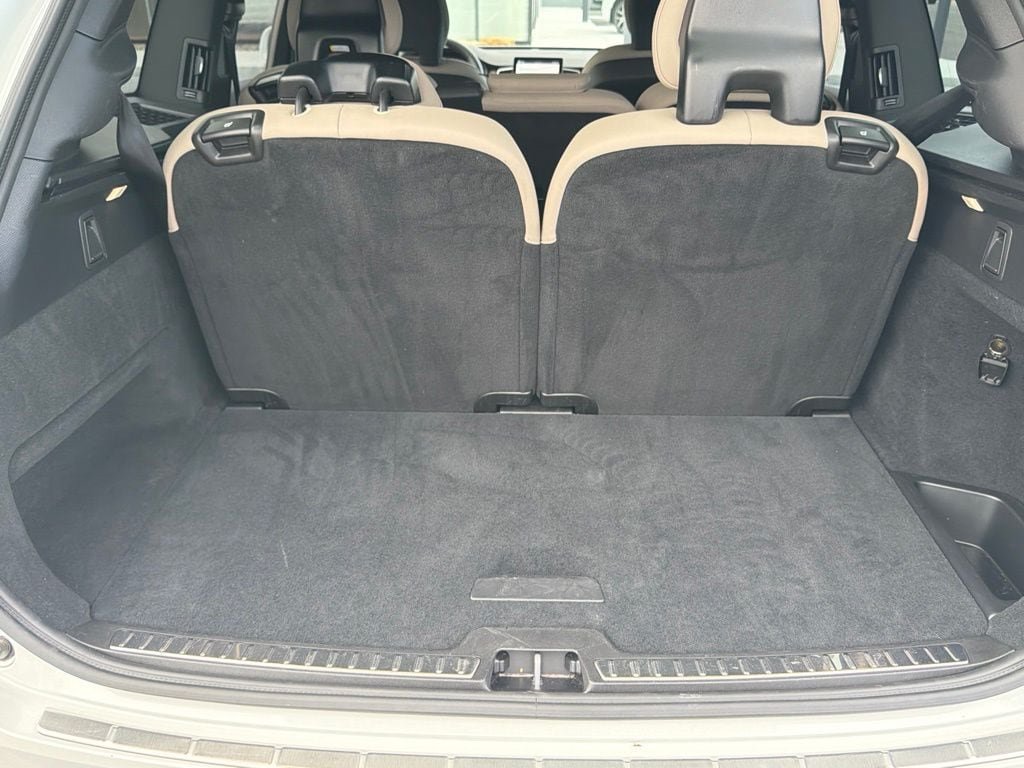 Certified 2026 Volvo XC90 B6 Plus AWD/4WD image 17