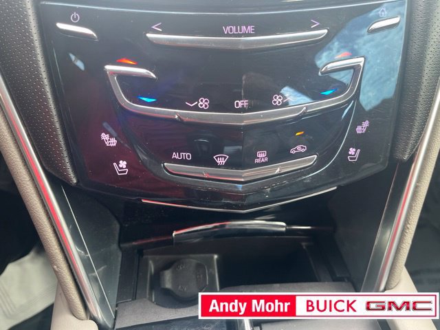 Used 2013 Cadillac XTS Premium FWD image 31
