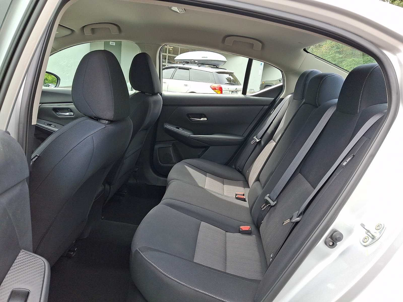 Certified 2022 Nissan Sentra SV w/ All-Weather Package FWD image 10