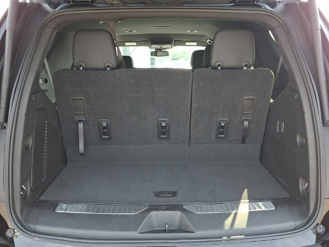 Used 2025 Chevrolet Tahoe Z71 AWD/4WD image 30
