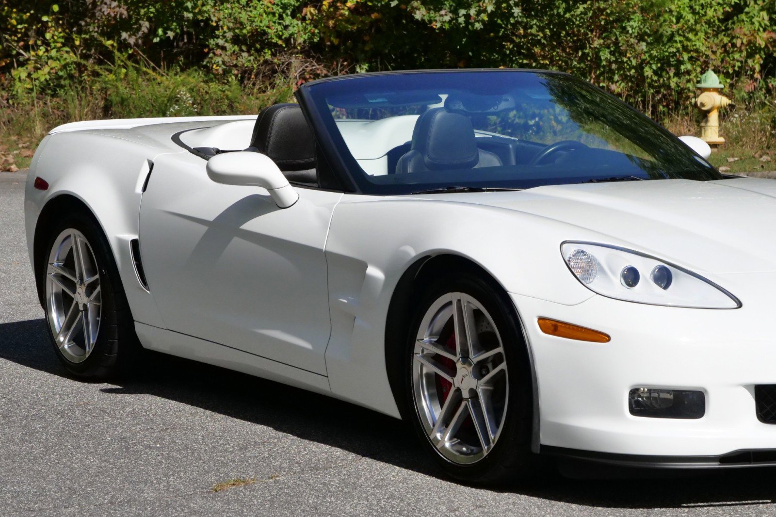 Used 2012 Chevrolet Corvette Grand Sport w/ 3LT Preferred Equipment Group image 30