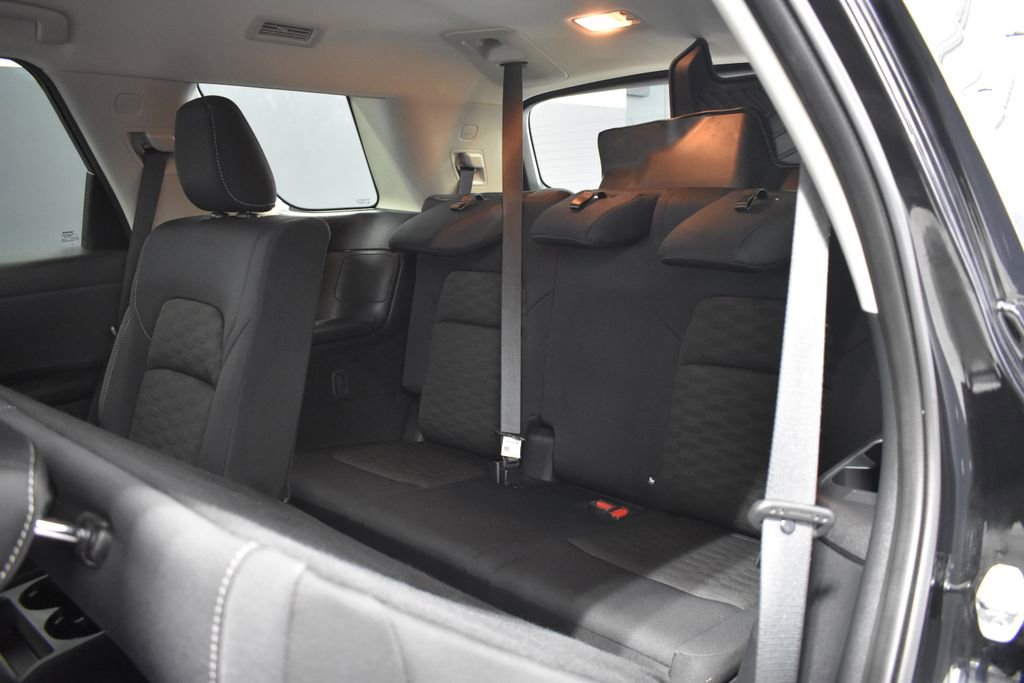 Certified 2023 Nissan Pathfinder SV image 31