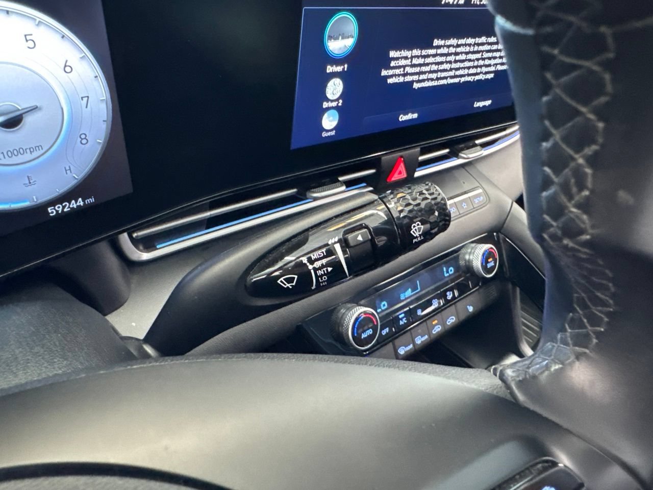 Used 2024 Hyundai Elantra Limited FWD image 21