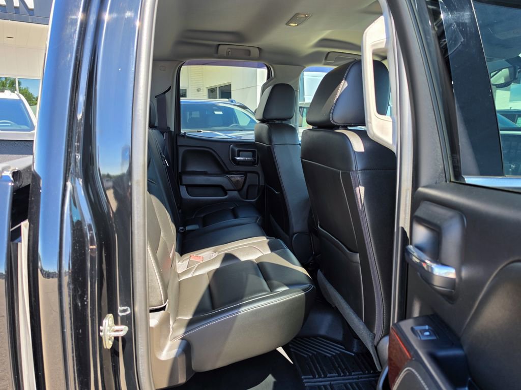 Used 2017 GMC Sierra 3500 SLT AWD/4WD image 27