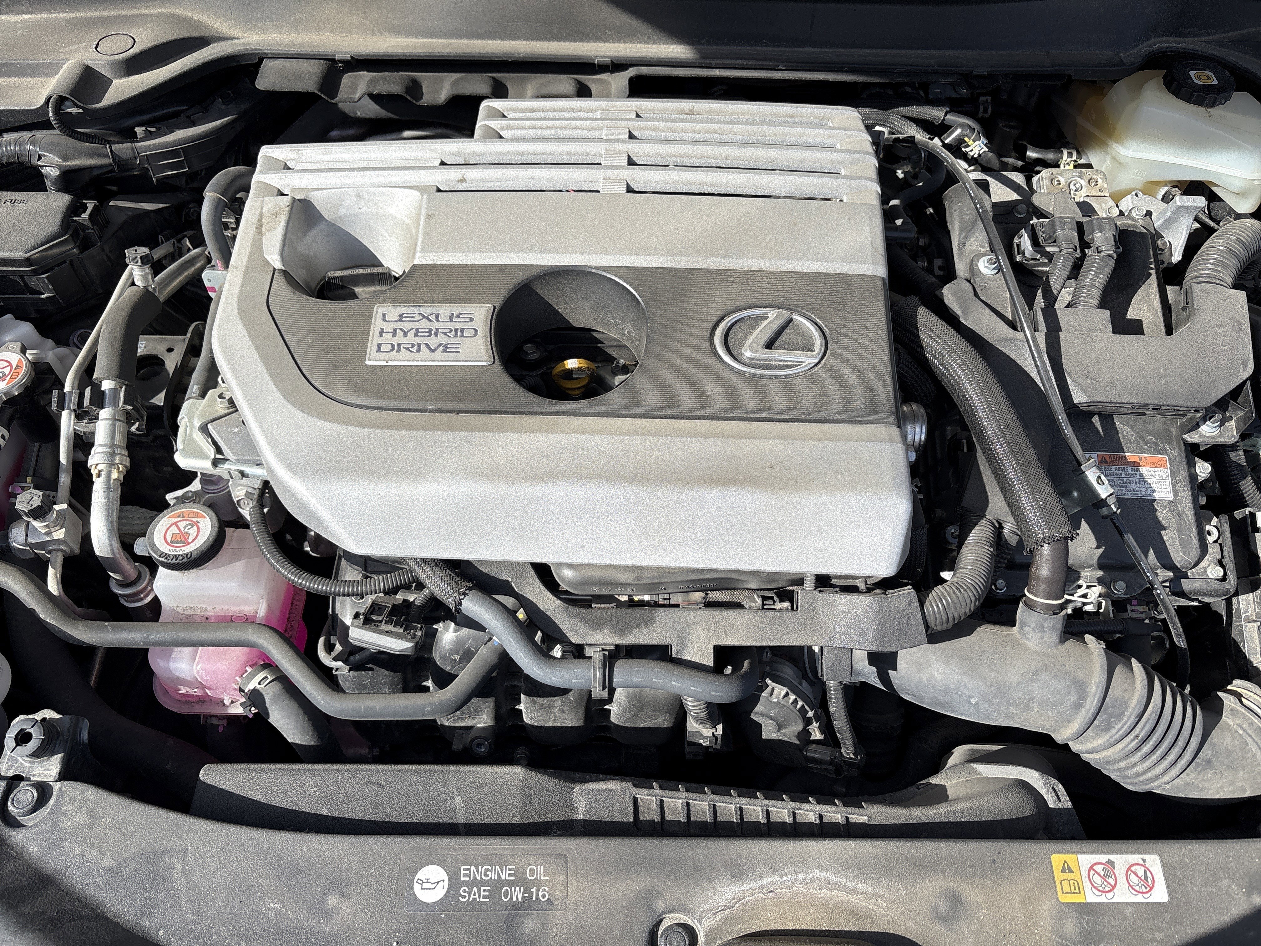 Used 2022 Lexus UX 250h w/ Premium Package image 33