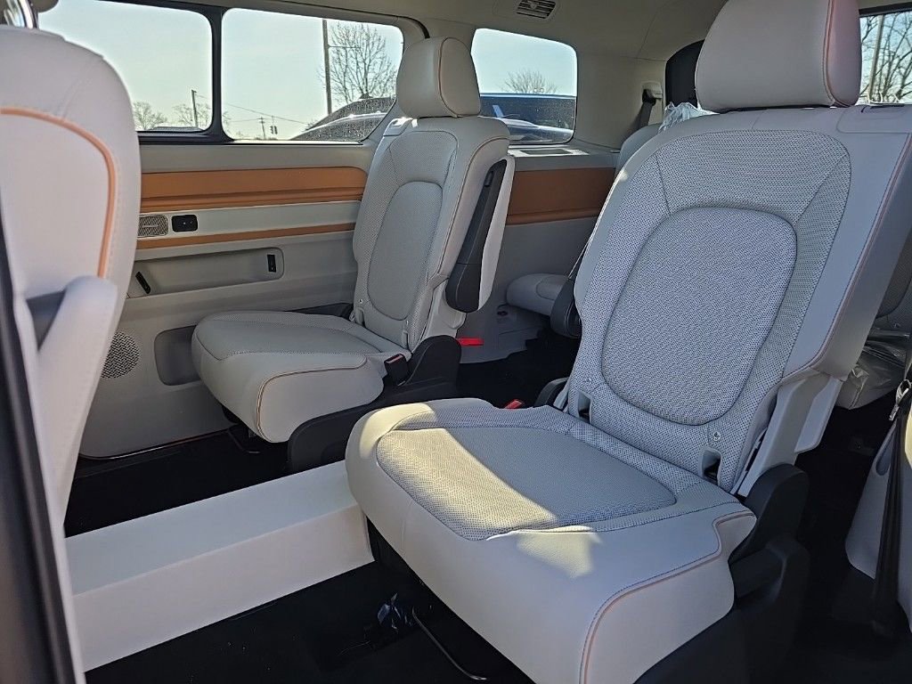 New 2025 Volkswagen ID. Buzz 1st Edition image 14