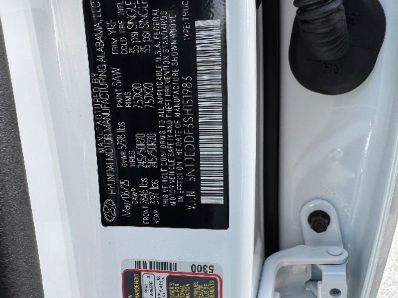 New 2025 Hyundai Santa Cruz Limited image 31