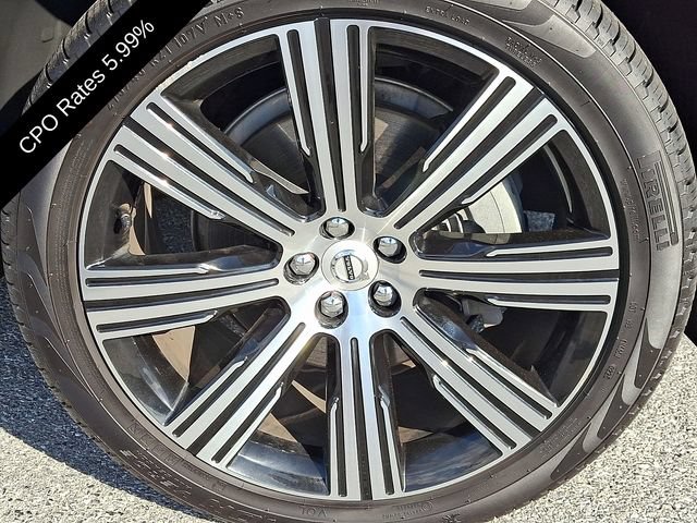 Certified 2025 Volvo XC90 B6 Plus AWD/4WD image 10