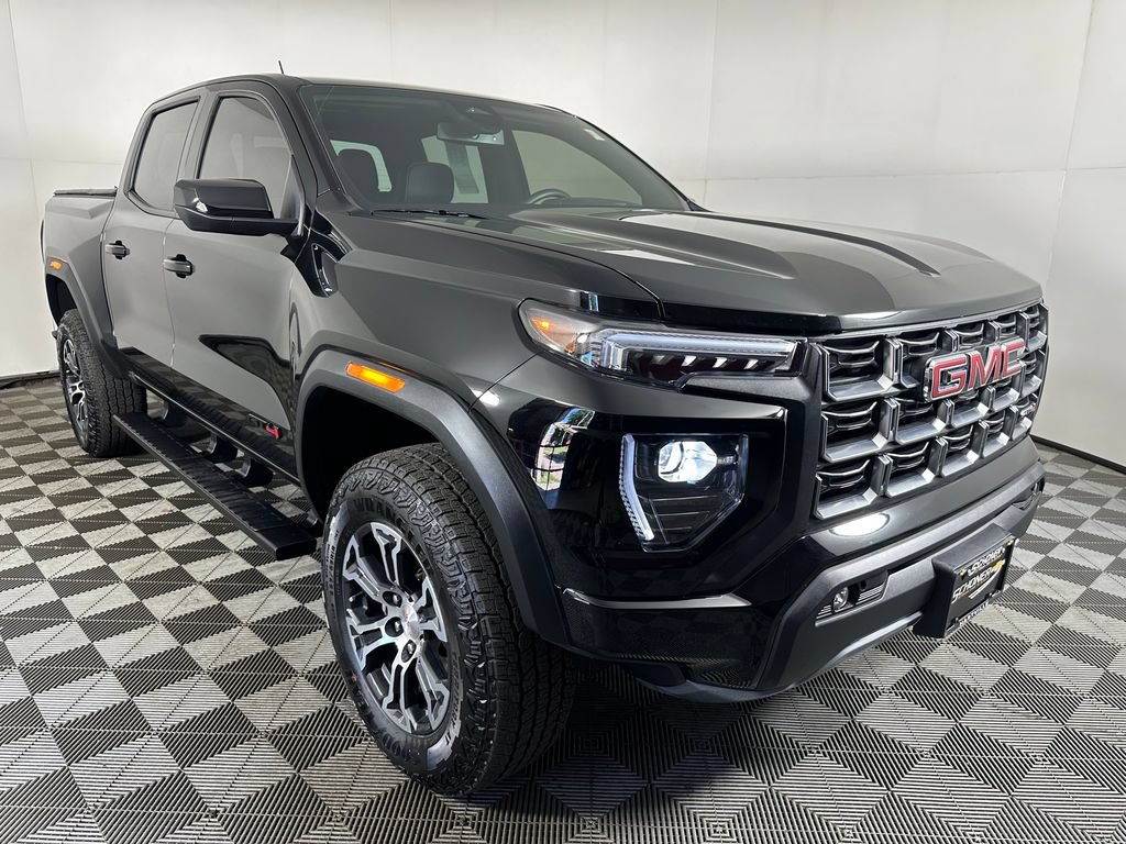 Used 2025 GMC Canyon AT4 AWD/4WD image 7