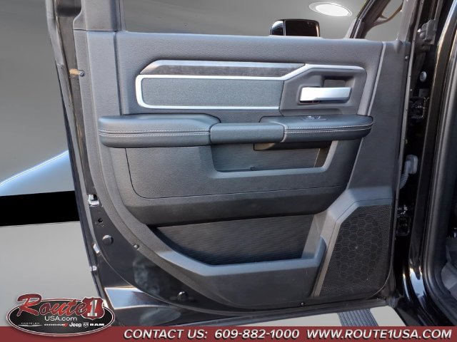 Used 2022 RAM 2500 Big Horn w/ Level C Equiment Group AWD/4WD image 25