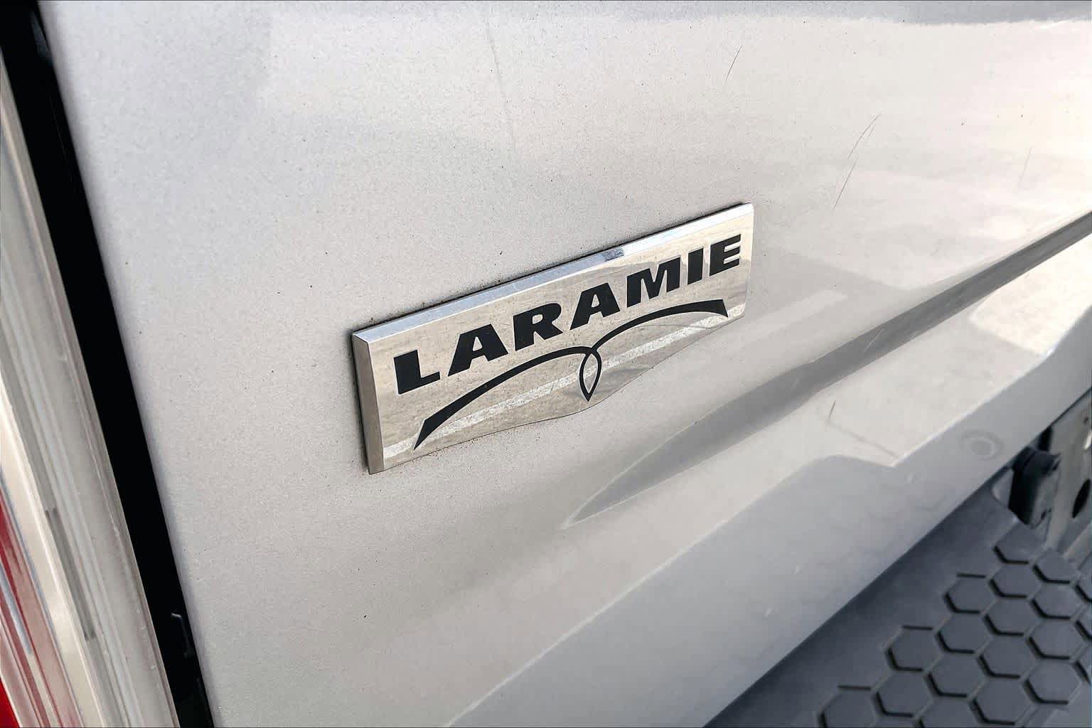 Used 2014 RAM 1500 Laramie w/ Convenience Group AWD/4WD image 30