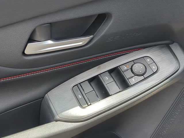New 2026 Nissan Sentra SR w/ Floor Mat Package FWD image 12