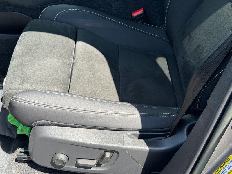 Used 2023 Volvo XC40 Recharge Ultimate w/ Protection Package Premier image 25