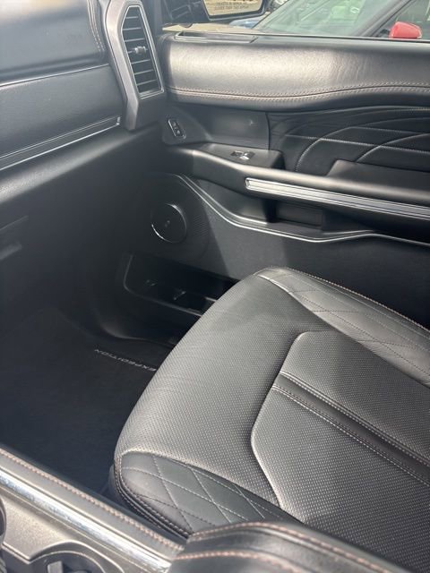 Used 2021 Ford Expedition Max Platinum AWD/4WD image 31