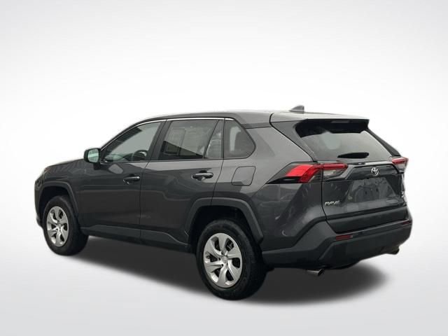 Used 2024 Toyota RAV4 LE image 8