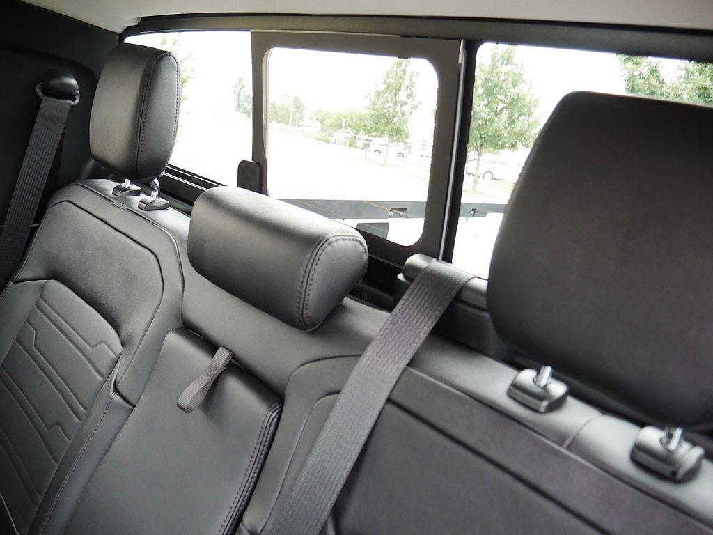 Used 2025 Ford Ranger Lariat w/ FX4 Off-Road Package AWD/4WD image 18