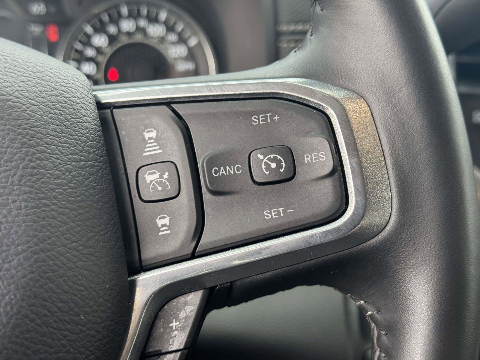 Used 2024 RAM 2500 Laramie w/ Safety Group AWD/4WD image 21