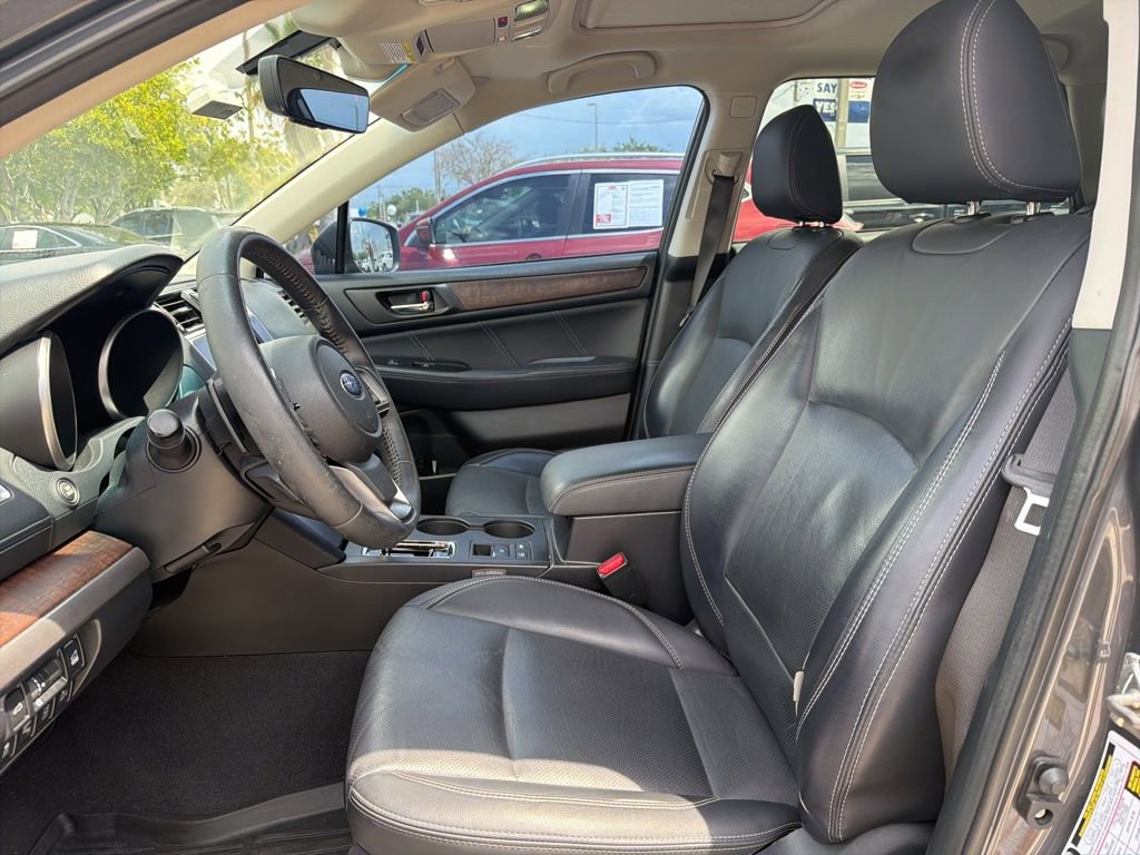 Used 2018 Subaru Outback 2.5i Limited image 2